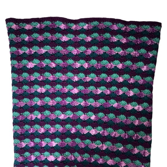 Handmade Hand Crafted Purple Green Diamond Mermaid Tail Throw Blanket 63x20 - Picture 2 of 7